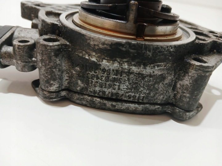 BMW E60 E81 E82 E87 E90 E91 E92 РЕСТАЙЛИНГ Бензин N43 Вакуумный насос, фото 2