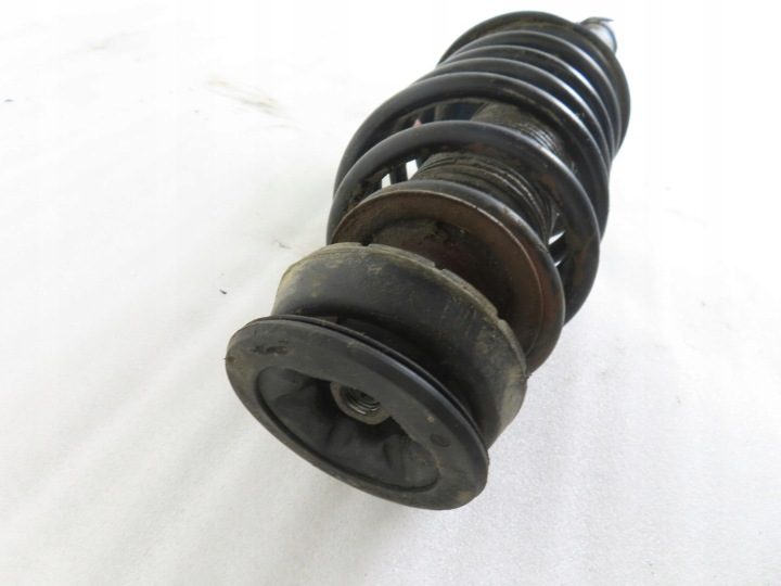 СТОЙКА ЛЕВАЯ ПЕРЕДНЯЯ VW PASSAT B4 1.9 TD, фото 3