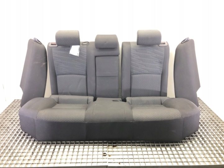 ДИВАН ВТОРОЙ РЯД TOYOTA AVENSIS T27 Седан 08-18 СИДЕНЬЕ СРЕДНЕЕ, фото 1