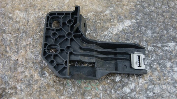 Кронштейн тоннеля Volkswagen OE 3C1863143, фото 1