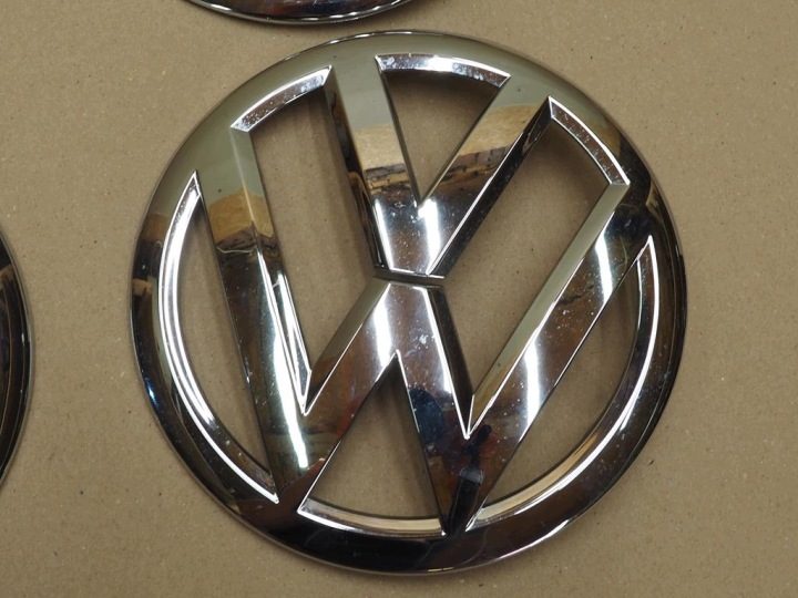 ЭМБЛЕМА ЗНАЧОК ПЕРЕДНИЙ 1S6853601B VW UP, фото 5
