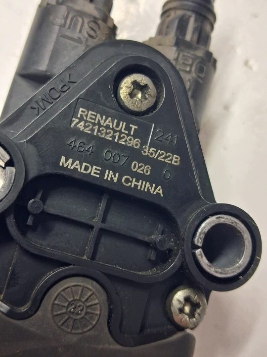 ДАТЧИК КОРРЕКТОРА ФАР КАБИНЫ КРЕПЛЕНИЕ RENAULT GAMA T RANGE 7421321296, фото 4