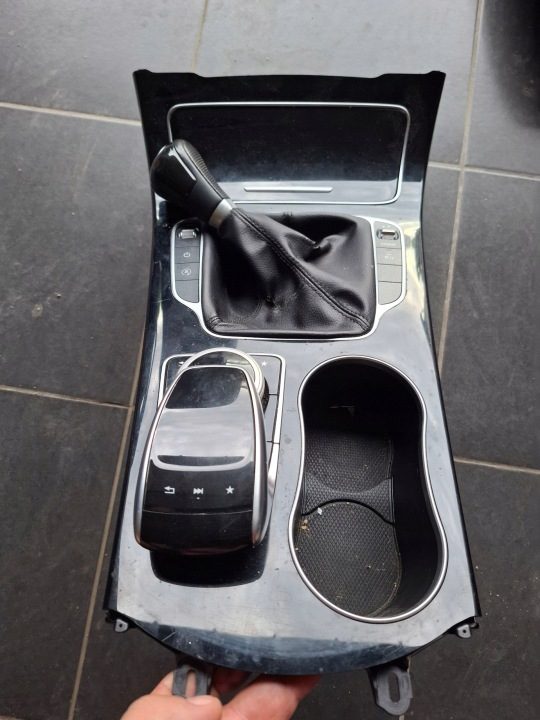 MERCEDES W205 МЕХАНИКА РАМКА СРЕДНЯЯ ДЕКОР БАРДАЧОК 2056805807 КОМПЛЕКТ, фото 1