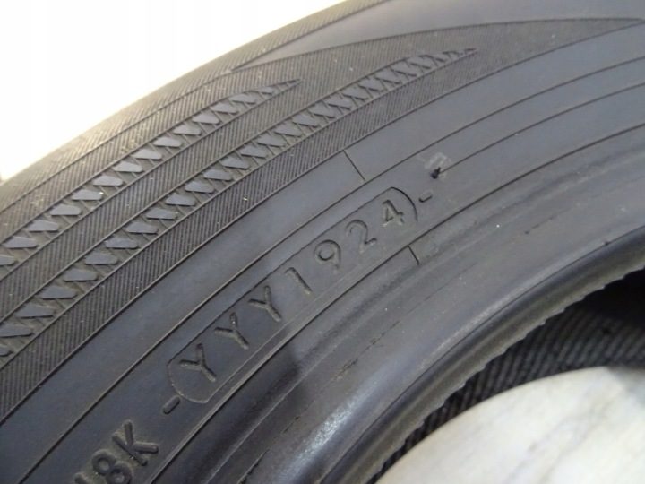 Шина зимняя Yokohama BluEarth-Winter V906 205/55R16 91 т сцепление на снегу (3PMSF), фото 9