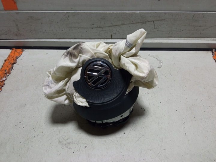 Подушка водителя Volkswagen OE 5G0880201AC, фото 1