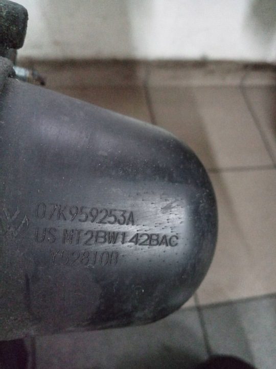 Volkswagen OE 07K 959 253 А насос вторичного воздуха, фото 2