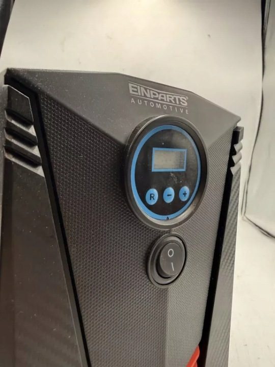 Компрессор автомобильный EinParts 100W 10 бар 12V с манометром LED, фото 3