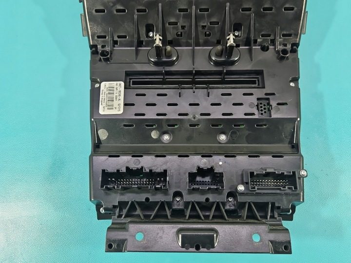 КОНСОЛЬ БЛОК УПРАВЛЕНИЯ ПЕЧКОЙ FORD S-MAX II MK2 EM2T-18E245-AL, фото 8
