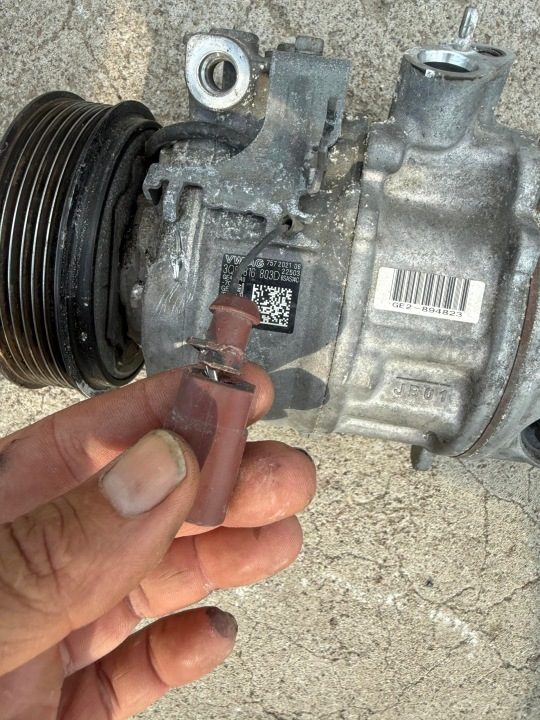 КОМПРЕССОР КОНДИЦИОНЕРА VOLKSWAGEN SEAT SKODA 2.0 TDI 3Q0816803D, фото 4