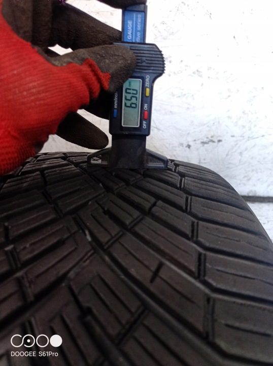 Шина всесезонная Continental AllSeasonContact 2 225/40R18 92Y защита диска, фото 3