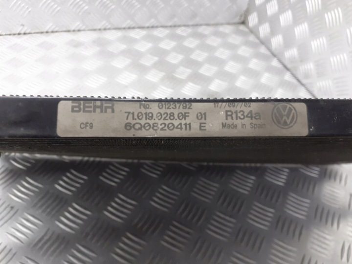 РАДИАТОР КОНДИЦИОНЕРА VW POLO IV 1.2 6Q0820411E, фото 2