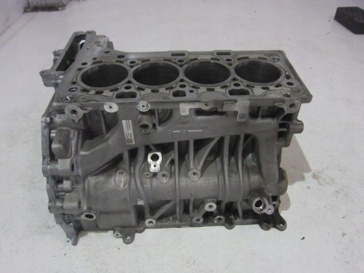 BMW X1 F48 B46 B46A20B F30 F20 X3 G01 БЛОК ЦИЛИНДРОВ 7647104 1025331, фото 4