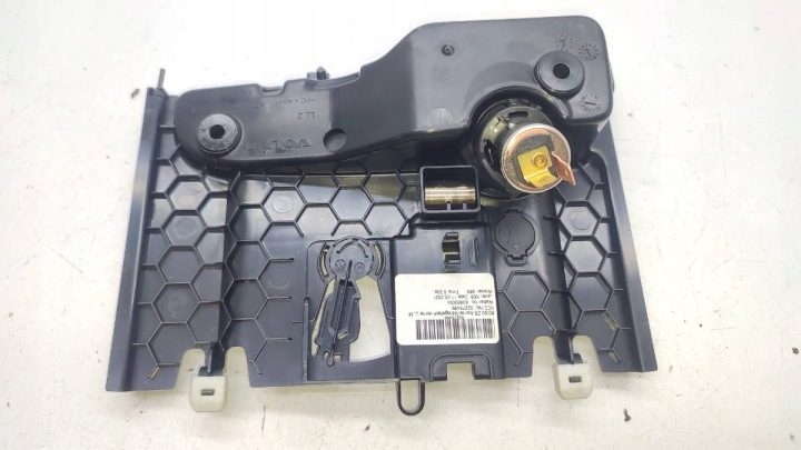 ПЕПЕЛЬНИЦА БАРДАЧОК VOLVO XC60 II ЕВРОПА 32275469 2021, фото 4