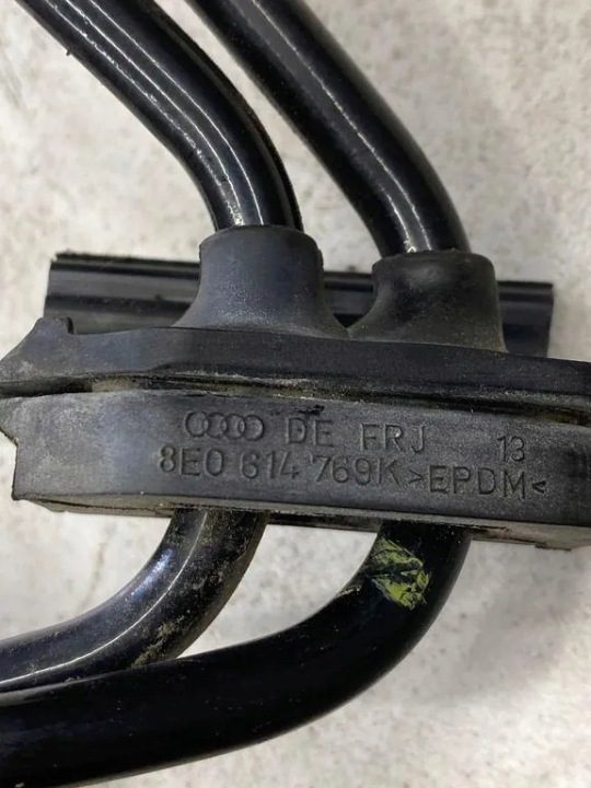 Тормозные шланги трубки Audi A4 B7 8E0614769K, фото 4