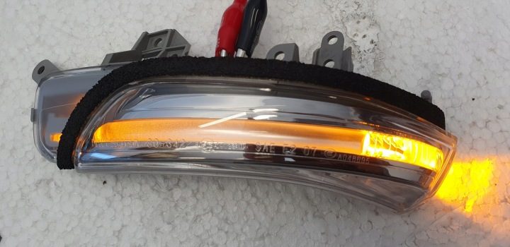 ПОВОРОТНИК ЗЕРКАЛА ЛЕВЫЙ TOYOTA PRIUS CAMRY LED ОРИГИНАЛ ЕВРОПА, фото 1