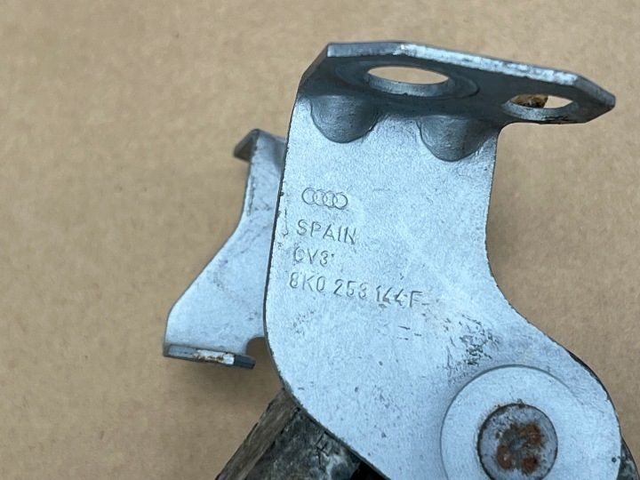 AUDI A4 A5 КРОНШТЕЙН ПОДВЕС ГЛУШИТЕЛЯ 8K0253144F, фото 2