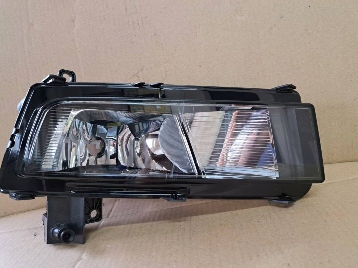 Противотуманная фара правая VW Touran II 5TA941662, фото 2