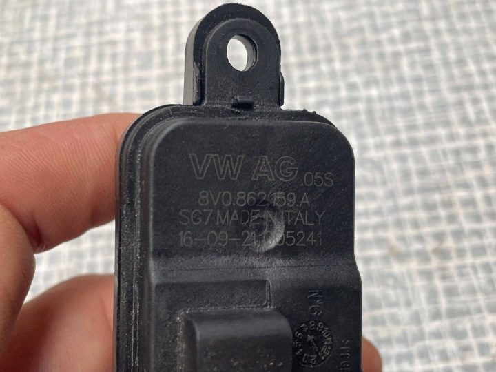 Лючок топливного бака VW ID.4 (E21) 8V0862159A 35637823 220 квт 2023, фото 2