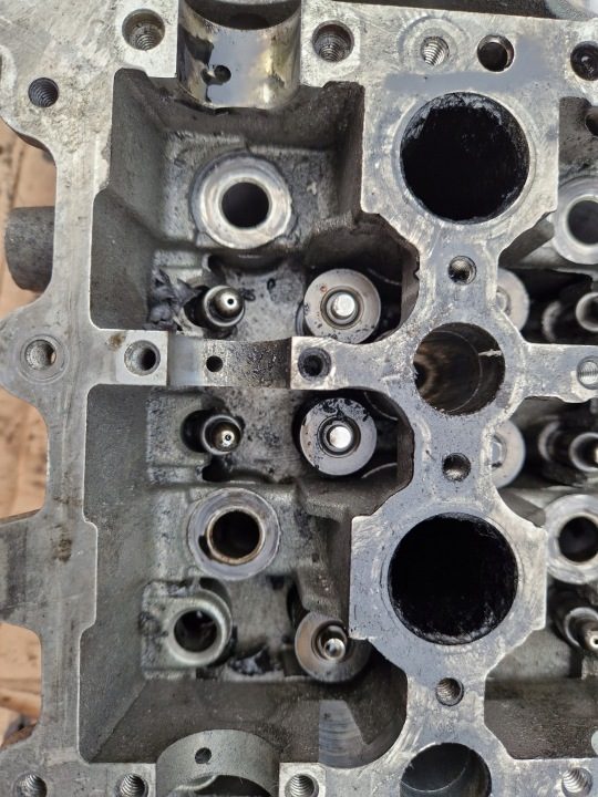 ГОЛОВКА БЛОКА ЦИЛИНДРОВ VOLVO D3 D4 D5 V60 V70 ПОВРЕЖДЕННАЯ, фото 2