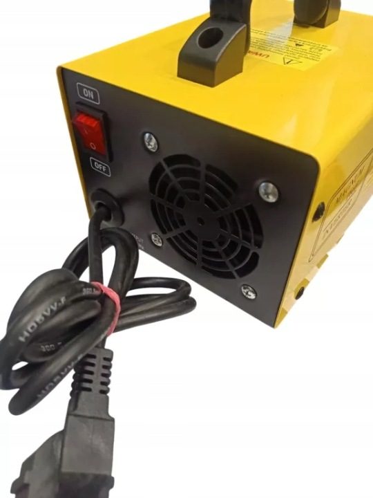 Зарядное устройство inwerterowy Magnum AGRI 15 V2 6/12V 15A 230V PB/AGM-GEL/LiFePO4, фото 1