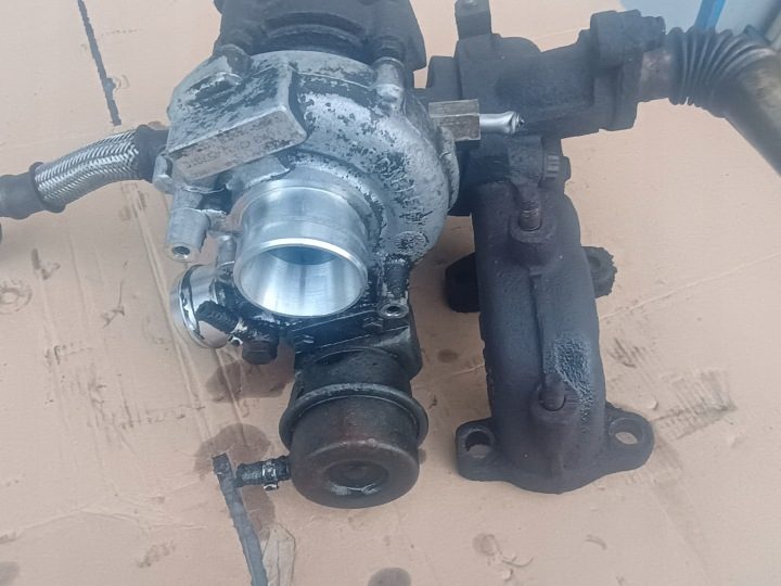 VW Polo 1.4 TDI турбокомпрессор 045145701C, фото 4