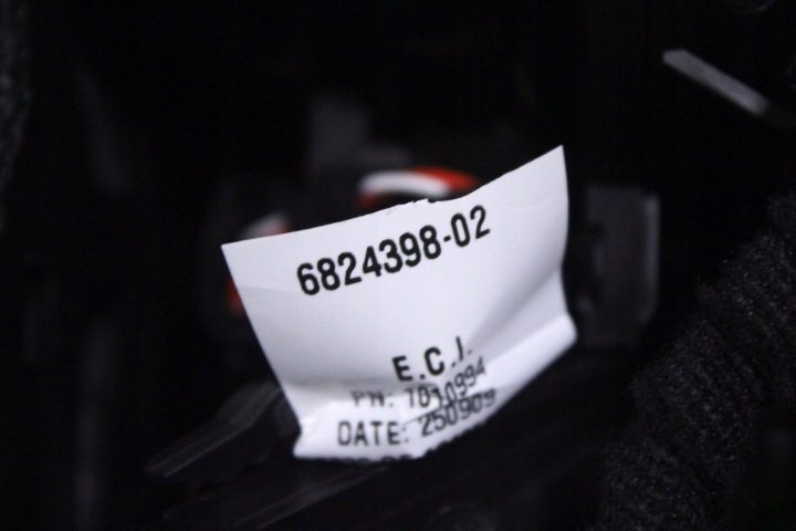 BMW 5 G60 G61 ПОДЛОКОТНИК ЦЕНТРАЛЬНОГО ТОННЕЛЯ 5A4FC42 6824398, фото 7