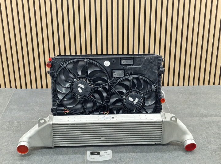 Комплект радиаторов интеркулер вентиляторы RS3 8Y 8V TT RS FV RSQ3 83A 2.5TFSI, фото 1