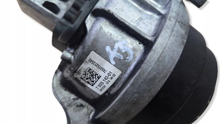 BMW F07 F10 F11 Подушка Двигателя 7935142, фото 4