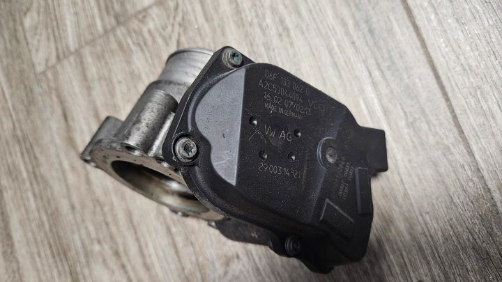 ДРОССЕЛЬНАЯ ЗАСЛОНКА 06F133062G AUDI SEAT SKODA VOLKSWAGEN 2.0 TFSI, фото 2