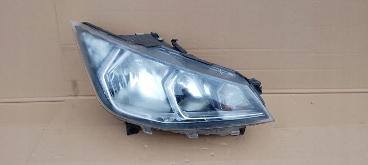 Фара передняя правая Seat Ibiza 5 Arona 17-22rok 6F1941006D 90120769, фото 1
