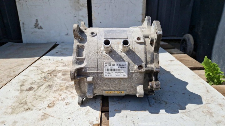 Двигатель электрический EV Smart Fortwo III C453 A4513401700, фото 1