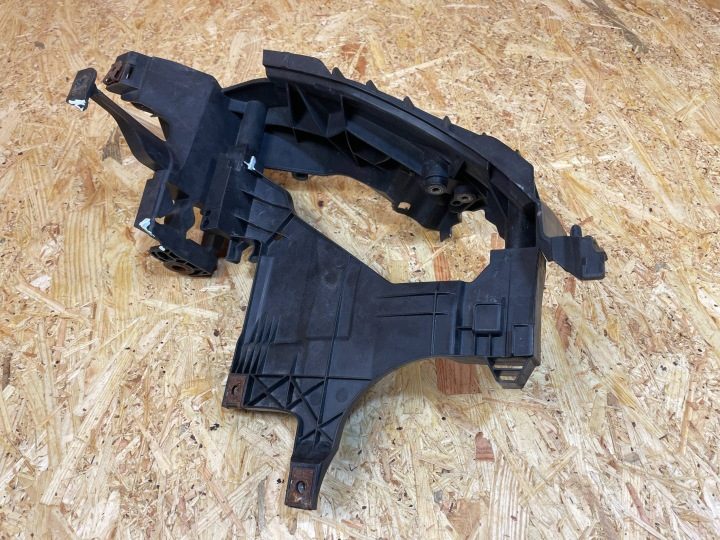 КРЕПЛЕНИЕ КРОНШТЕЙН ФАРЫ ОМЫВАТЕЛЬ ФАРЫ ПЕРЕДНЕЙ ПРАВЫЙ AUDI A5 8T 8T0805608R РЕСТАЙЛИНГ 2011-, фото 8