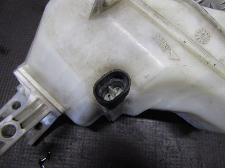 БАЧОК ТОРМОЗНОЙ ЖИДКОСТИ FIAT GRANDE PUNTO 05-09r 0204051107, фото 2