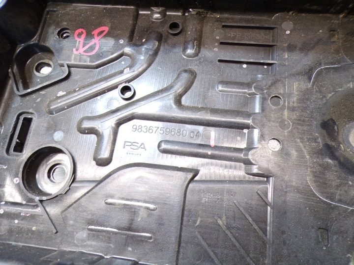 Основание кожух аккумулятора Fiat Grande Panda Citroen C3 IV 9836759680, фото 3