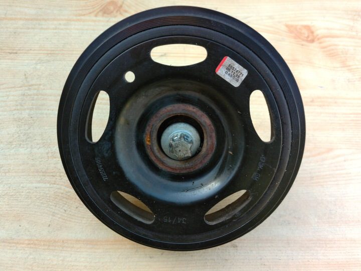 OPEL ASTRA J K A12XER A14XER 1.4 ТУРБО КОЛЕСО 55574771 НАСОСА МАСЛА 55562788, фото 2