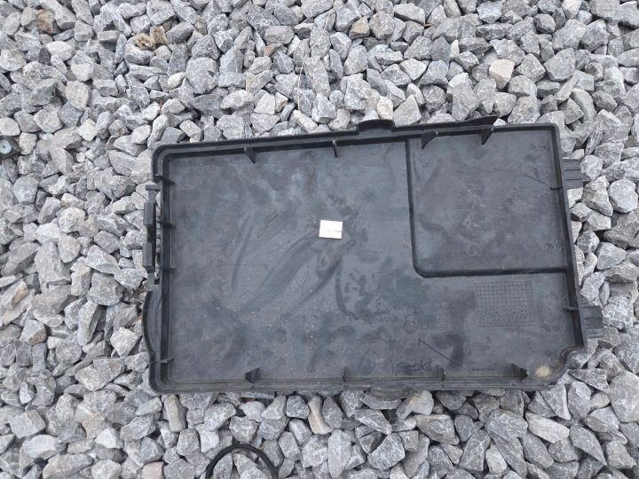Крышка аккумулятора Volkswagen Seat Audi 1K0915443, фото 2