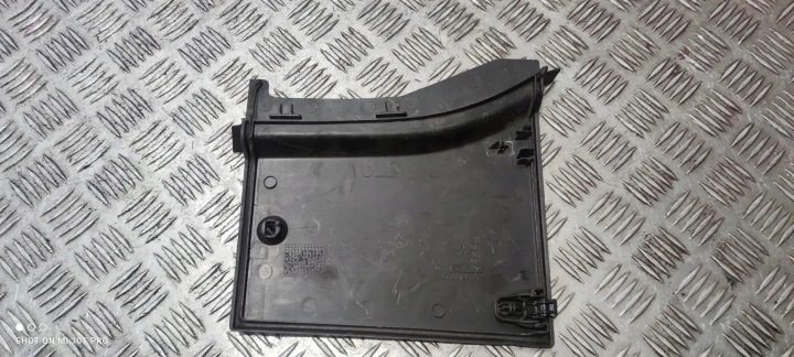 Крышка аккумулятора Volvo OE 31299228, фото 3