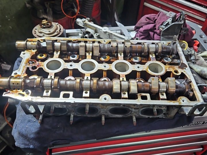 ГОЛОВКА БЛОКА OPEL ASTRA IV J A16XER 55559340 1.6 16V 116 л.с., фото 1