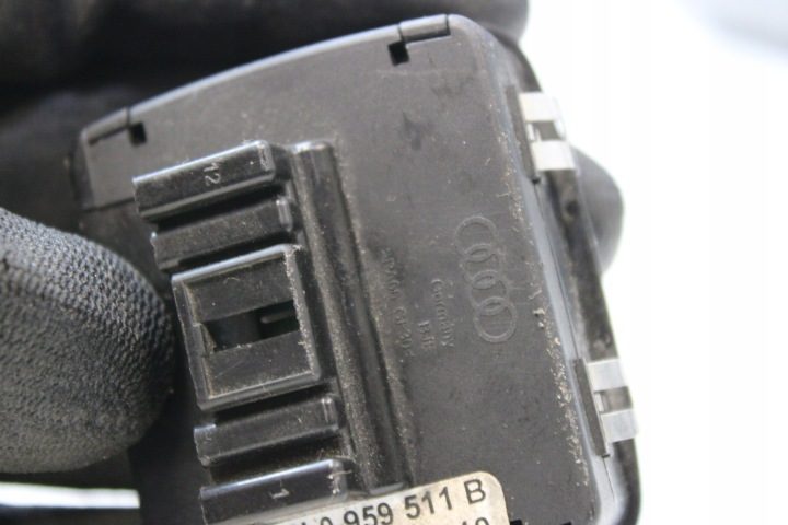 ПАНЕЛЬ OBNIŻANIA БАГАЖНИКА 4L0959511B AUDI Q7 4L РЕСТАЙЛИНГ 08-15, фото 7