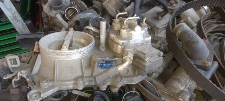 ( P 4 Mercedes W124 W201 190 2.0 2.3 форсунка распределителя топлива K-JET компл., фото 1