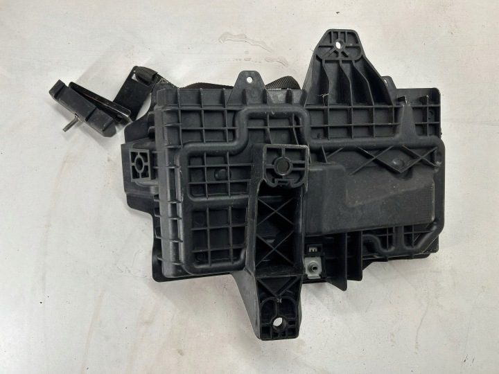 Площадка аккумулятора Chrysler Pacifica 68226079AC, фото 4