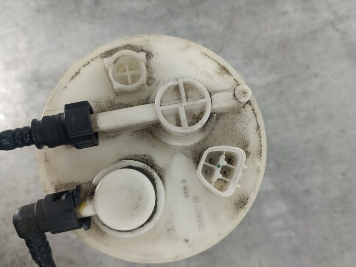 ТОПЛИВНЫЙ НАСОС TOYOTA COROLLA IX E12 0580313085 BOSCH 1.4 16V, фото 2