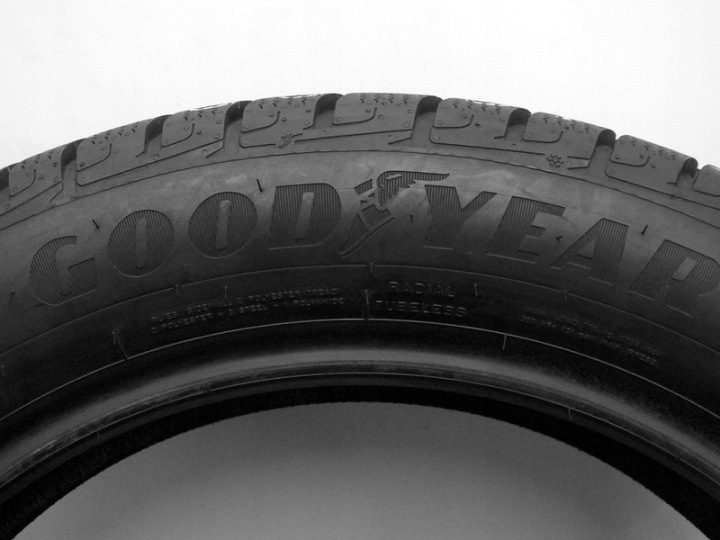 Шина зимняя Goodyear UltraGrip Performance ВНЕДОРОЖНИК GEN-1 225/55R19 99 В сцепление на снегу (3PMSF), фото 3