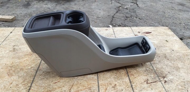 Бардачок тоннель CHRYSLER PACIFICA 16-25r, фото 4
