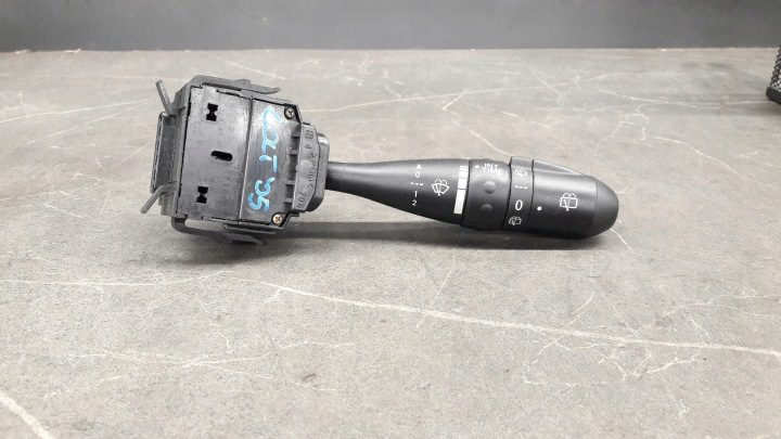 17d714 подрулевой переключатель дворников Mitsubishi Colt VI z30 3d 02-09, фото 1
