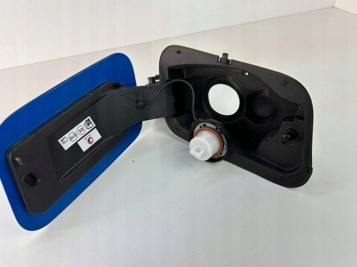Opel Grandland рестайлинг Esmc 22 г. лючок горловины бензобака YP00010880 YP00010980, фото 3