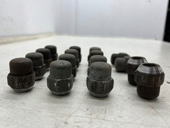 Гайки для дисков alumiowych Kia Hyundai Toyota Lexus Mazda M12x1,5 29 мм., фото 4