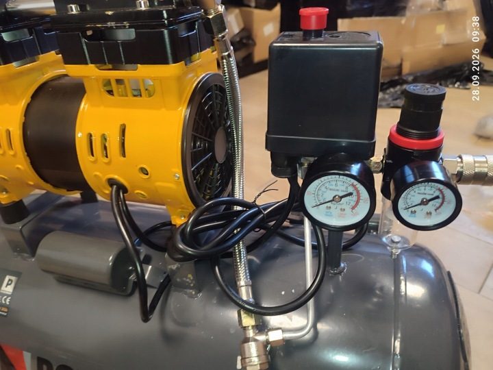 Компрессор безмасляный Powermat PM-KBO-50T 50 l 8 бар, фото 11