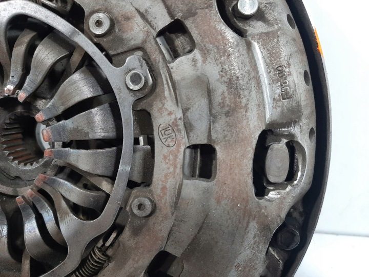 Ford Mondeo MK3 хэтчбек 2.0 16V рестайлинг 05 г. сцепление двухмассовый маховик LUK F0600, фото 5