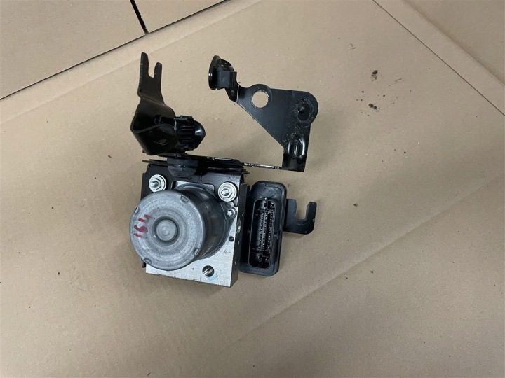 НАСОС БЛОК УПРАВЛЕНИЯ ABS ESP 0265295484 476602701R NISSAN JUKE II 2 F16 19-23R, фото 2